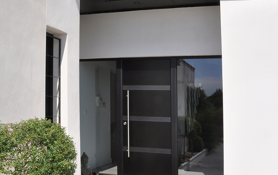 Notre gamme de portes d'entr&eacute;e en ALU CLASSIQUE et CONTEMPORAINE &agrave;&nbsp;POISSON